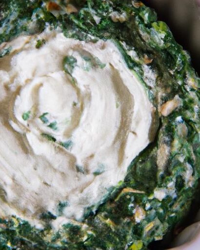 Creamy Low-Carb Spinach Artichoke Dip: A Guilt-Free Delight