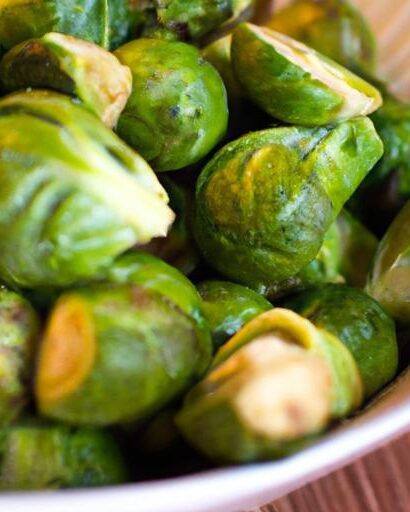 Unlock Flavor: Slow Cooker Roasted Garlic Brussels Sprouts