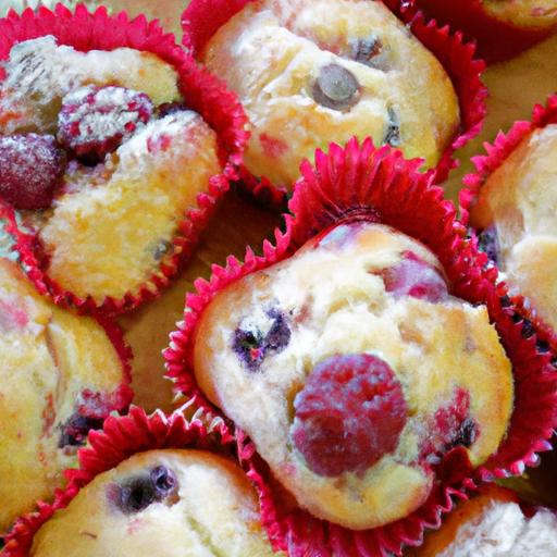 Delicious Keto Raspberry Muffins: Low-carb Sweet Treats