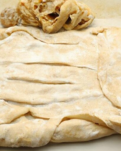 Bazeen Unveiled: Libya’s Traditional Wheat Dough Delight