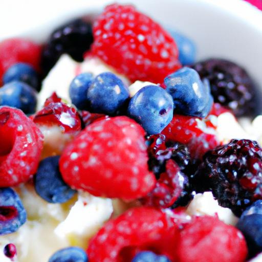 Brighten Your Bowl: Cottage ‌Cheese⁣ and Berries Delight