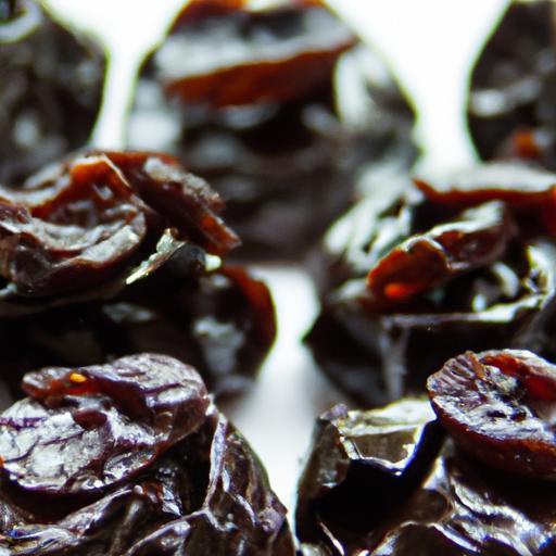 Decadent Vegan Chocolate Covered Raisins: Sweet & Guilt-Free Delight