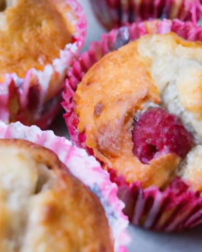 Deliciously Low-Carb: Your Guide to Keto Raspberry Muffins