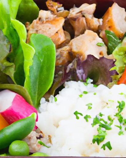 Flavorful Chicken & Rice Bento Box: A Perfect Balanced Meal