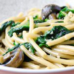 One-Pot Mushroom & Spinach Pasta: Simple, Savory Delight