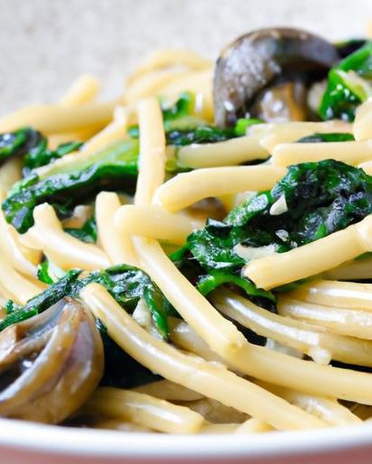 One-Pot Mushroom & Spinach Pasta: Simple, Savory Delight