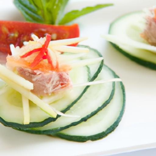 Refreshing Tuna Salad Cucumber Boats: A Light, Tasty Twist