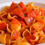 One-Pot Roasted Red Pepper Pasta: Quick, Creamy Delight
